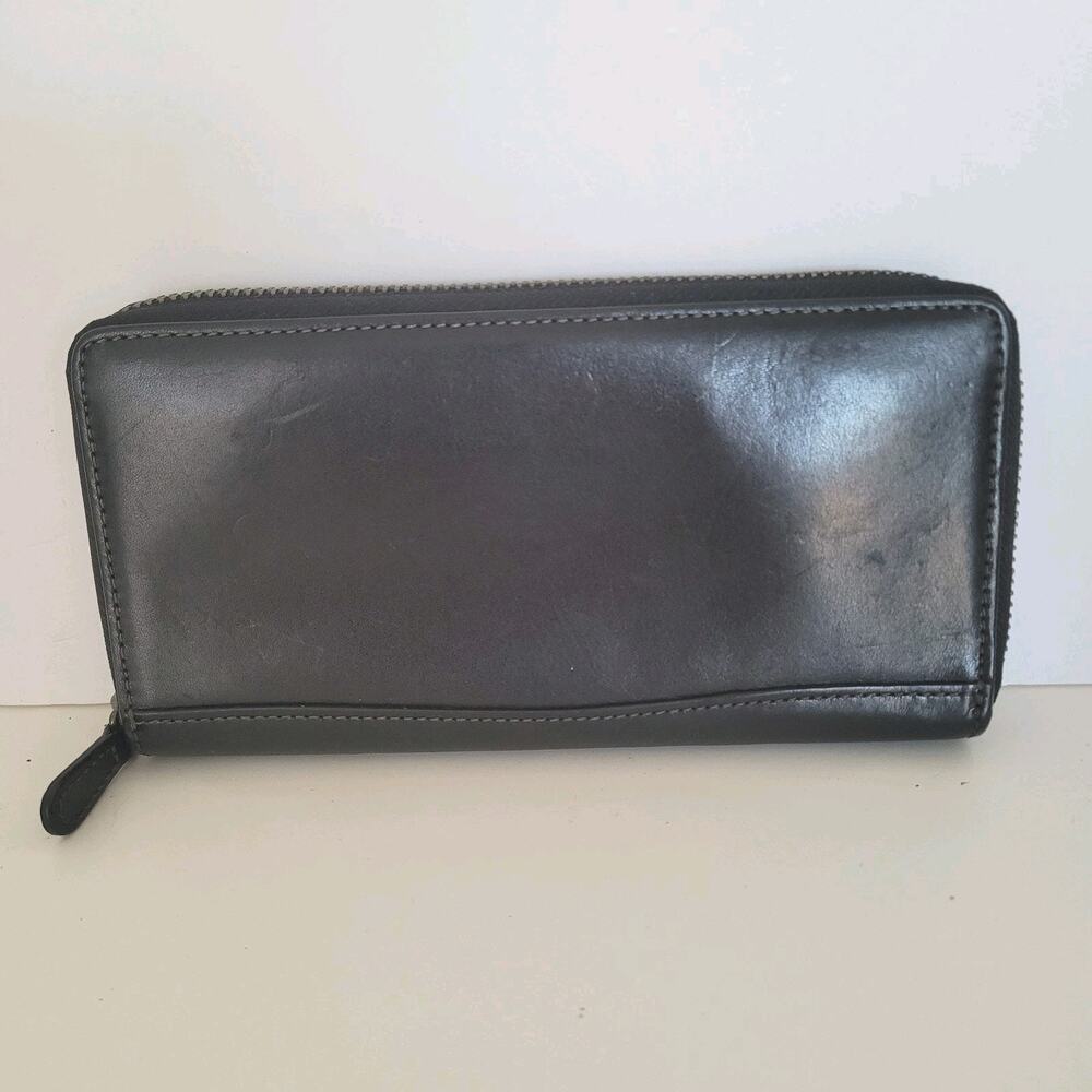 Serratura Smooth Leather Wallet Solid Black Zip Around Large Organizer‎ Timeless